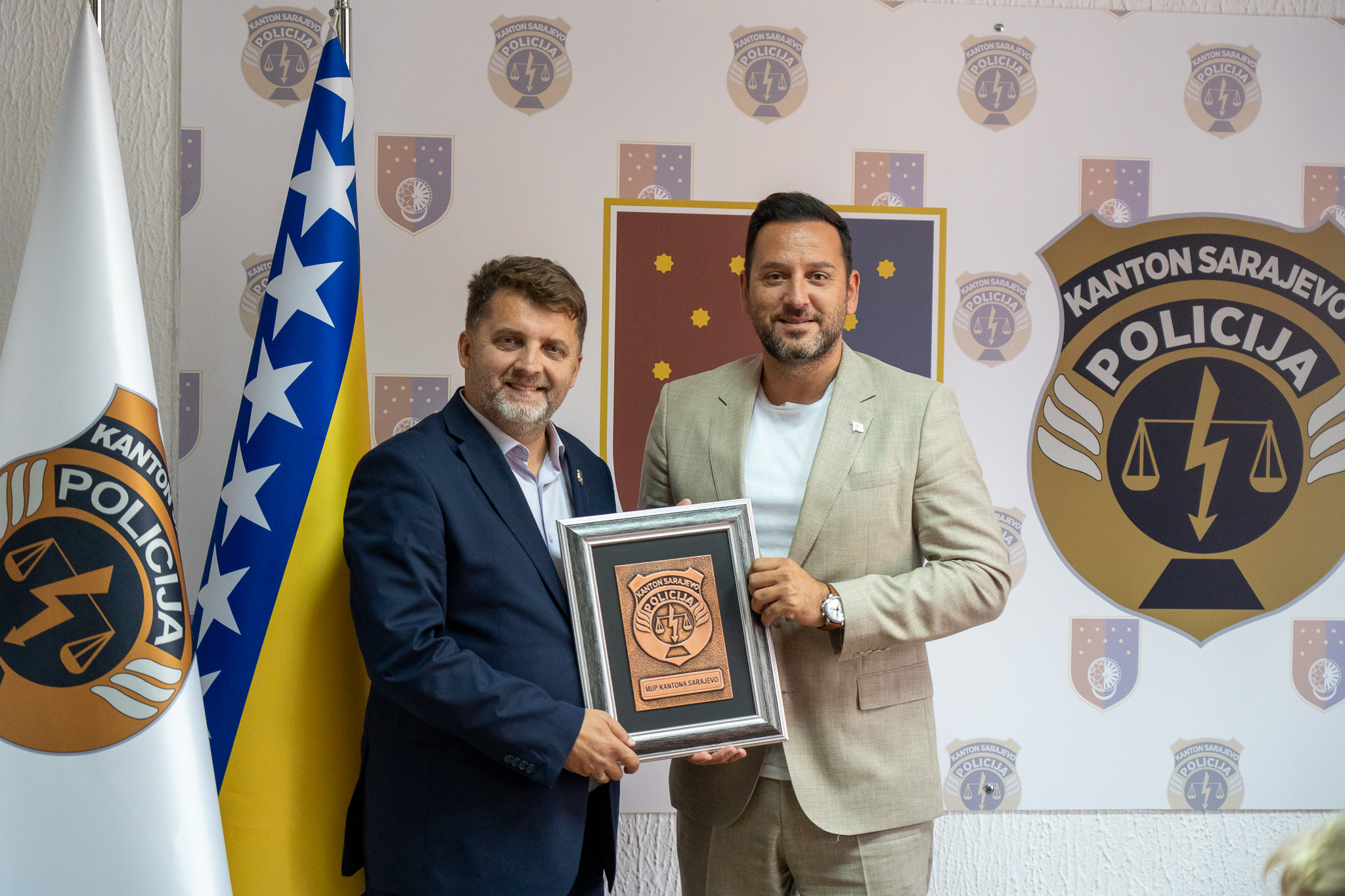 Kanton Sarajevo prvi u Bosni i Hercegovini omogućava građanima CIPS potvrde elektronskim putem.